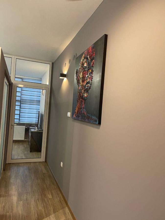 Enjoyment Apartment Ni Екстериор снимка